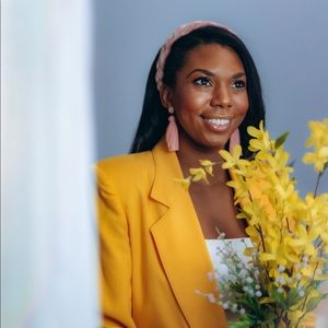 Meet your Posher, Bintou